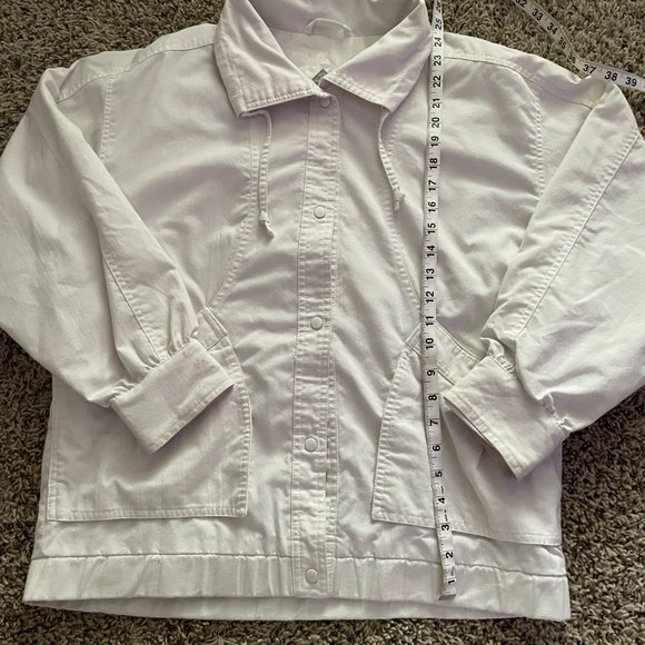 white pacer coat - Picture 2 of 6